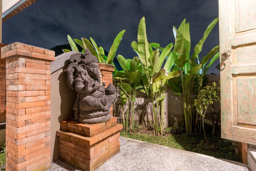 Umah Dangin Guest House อูบุด ภายนอก รูปภาพ